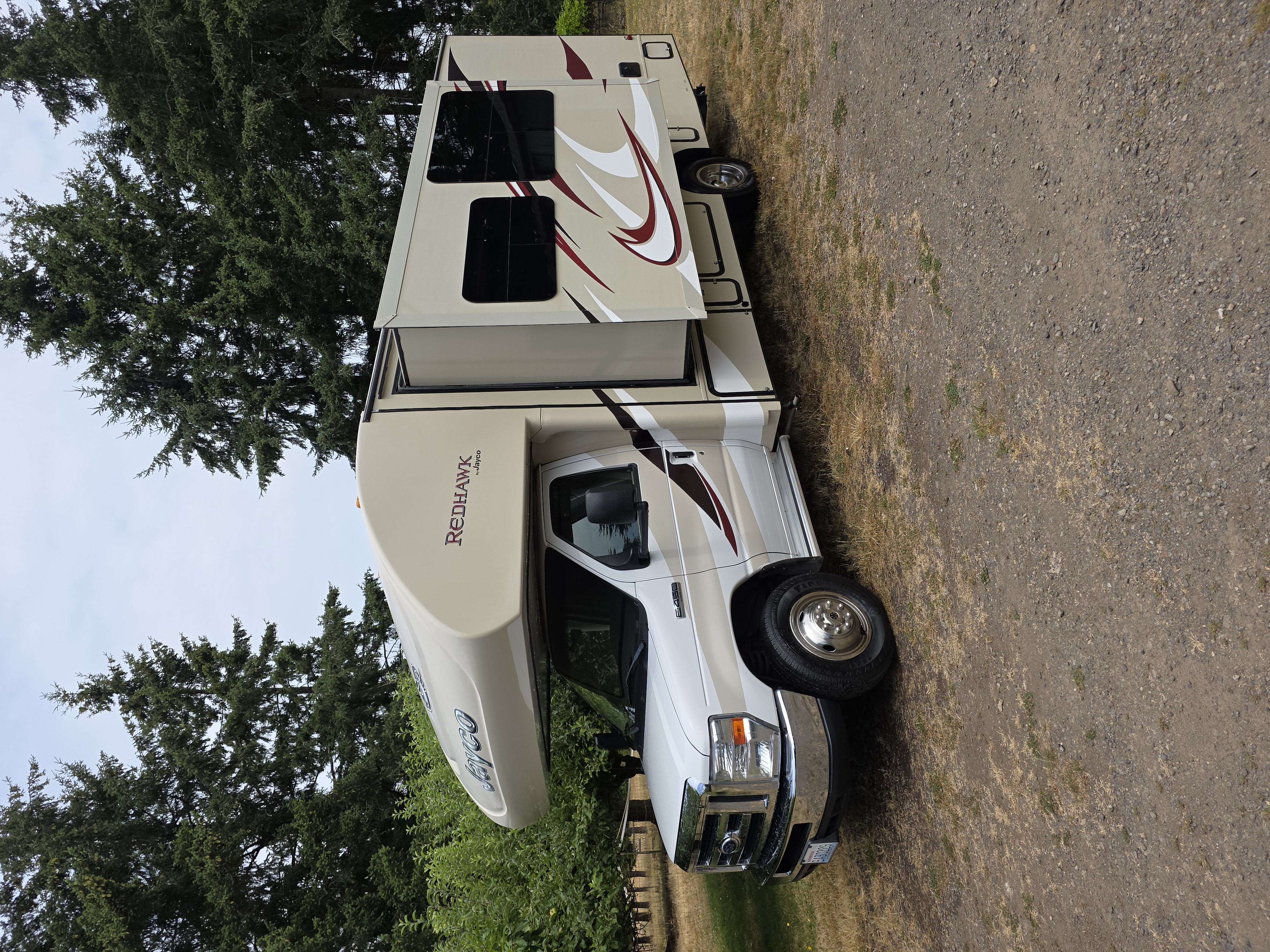 2015 Jayco Redwing 26XD featured photo
