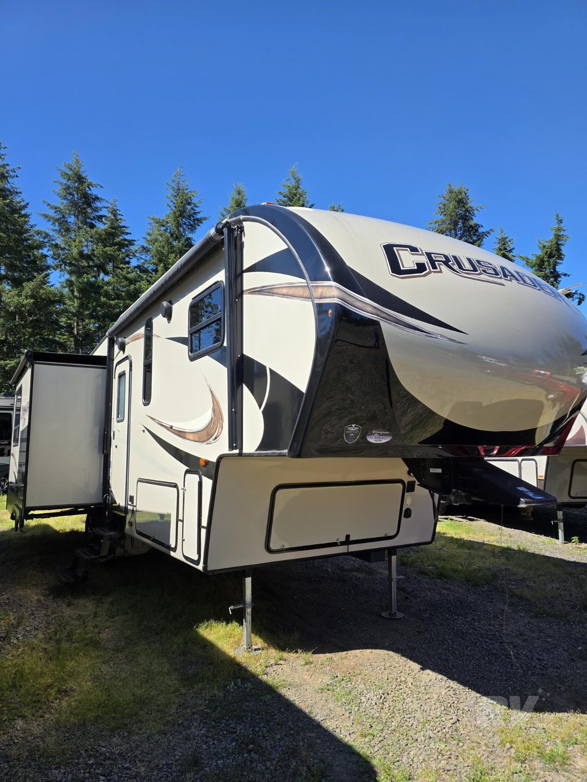 2017 Prime Time CRUSADER LITE 28RL featured photo